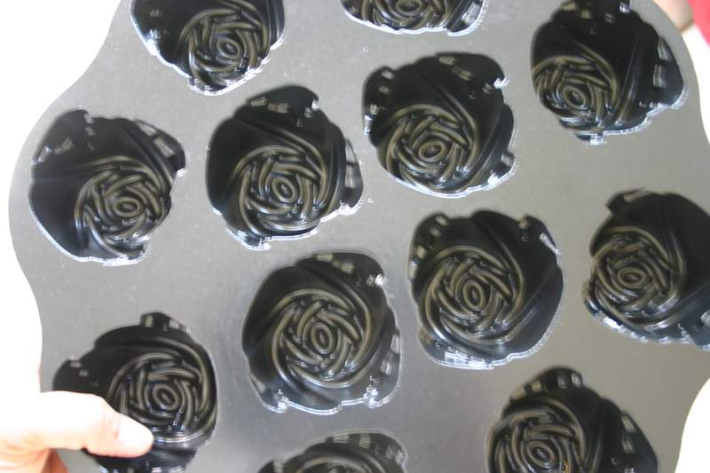 Nordic Ware Sweetheart Rose Muffin Pan 