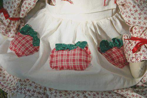 Blog bushel of apples apron2