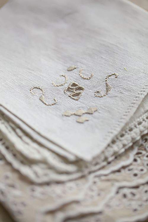 embroidery cutwork