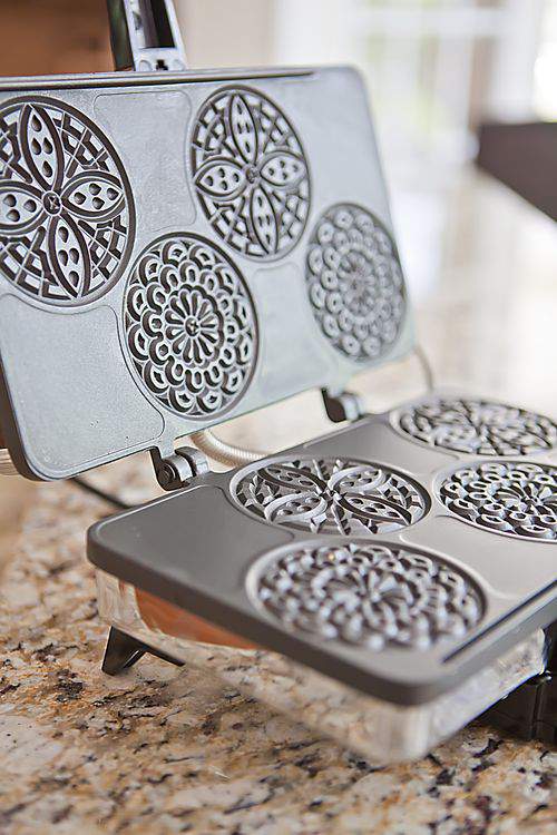 pizzelle iron