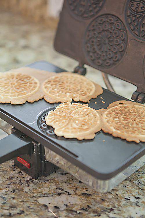 pizzelle maker