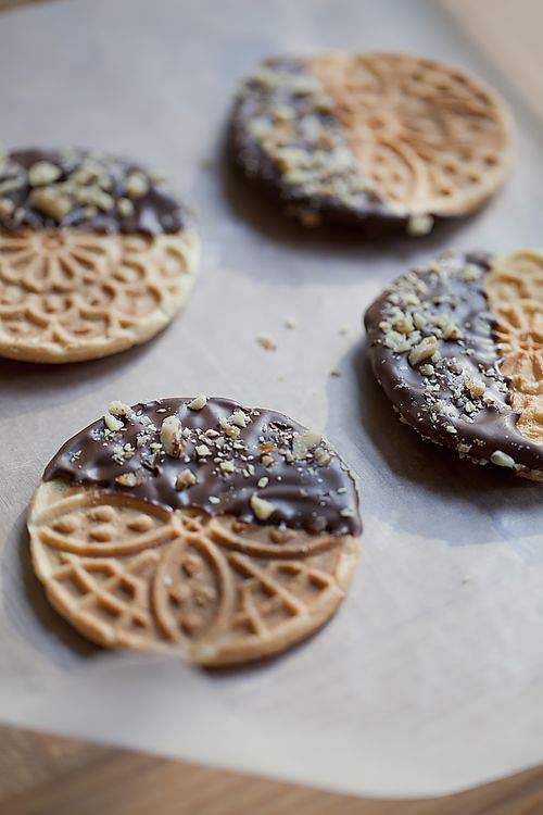 pizzelles on wax paper