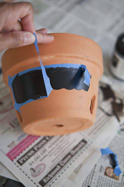 chalkboard pots and tape removal