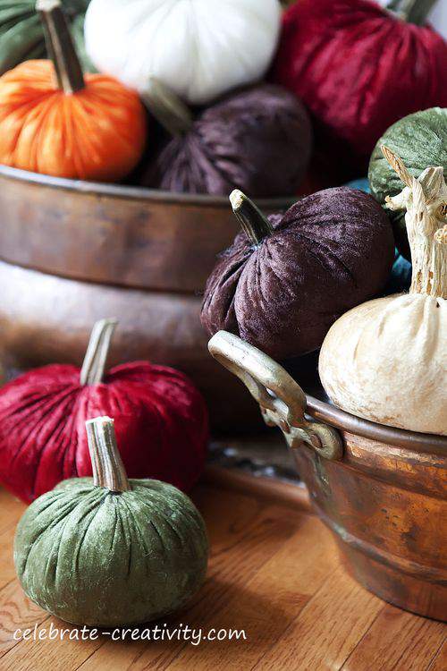 Blog velvet pumpkins fireplace6