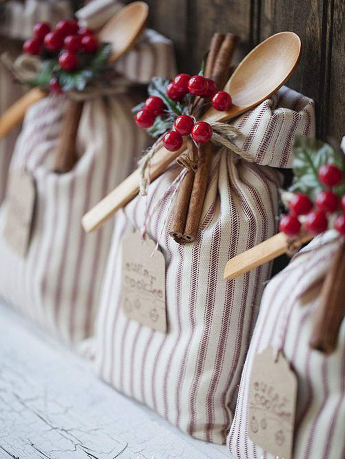 SUGAR COOKIE SACK (these are so easy to make and gift) Celebrate