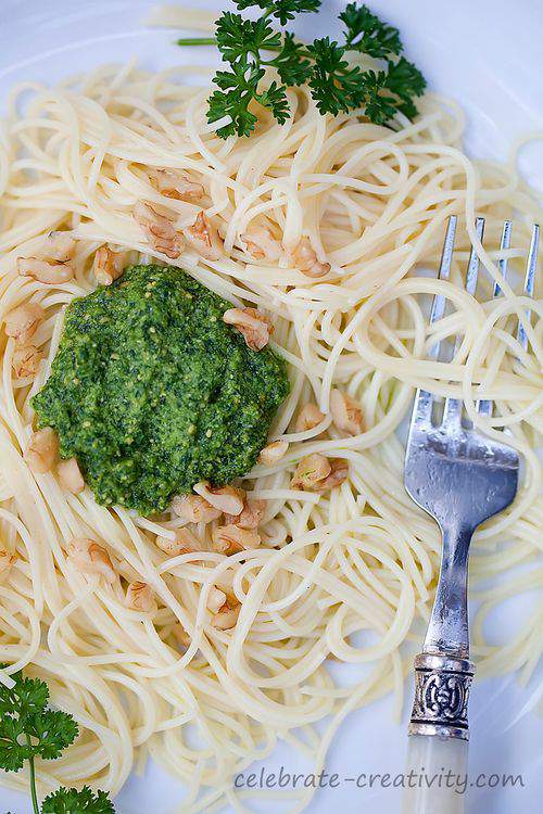 Pasta and pesto dish