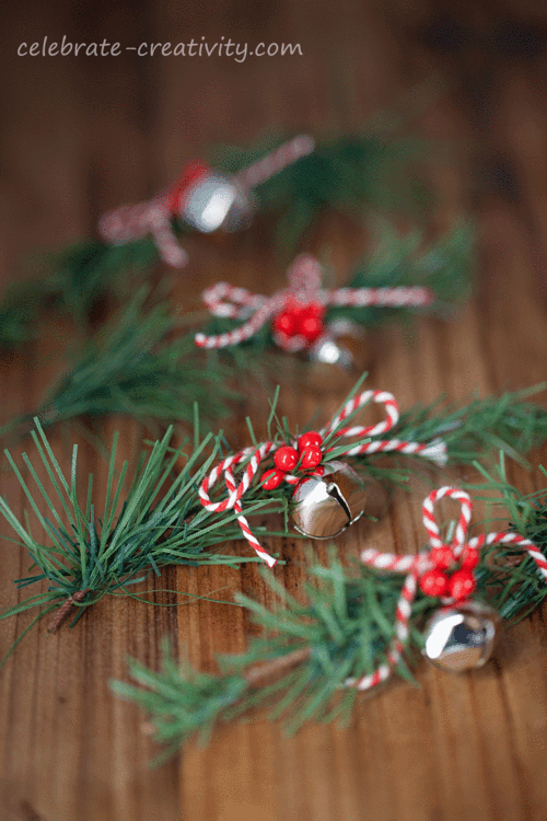 Reindeer-ornament-wreath