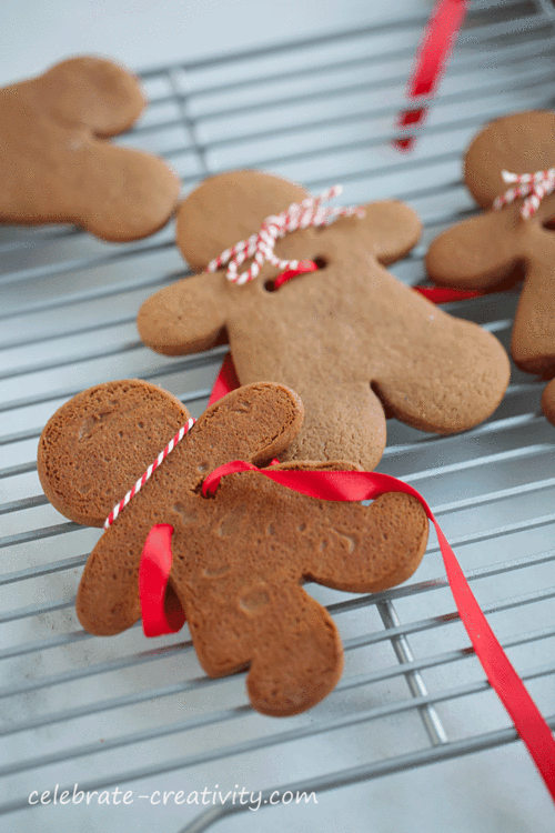 Gingerbread-wreath-rack