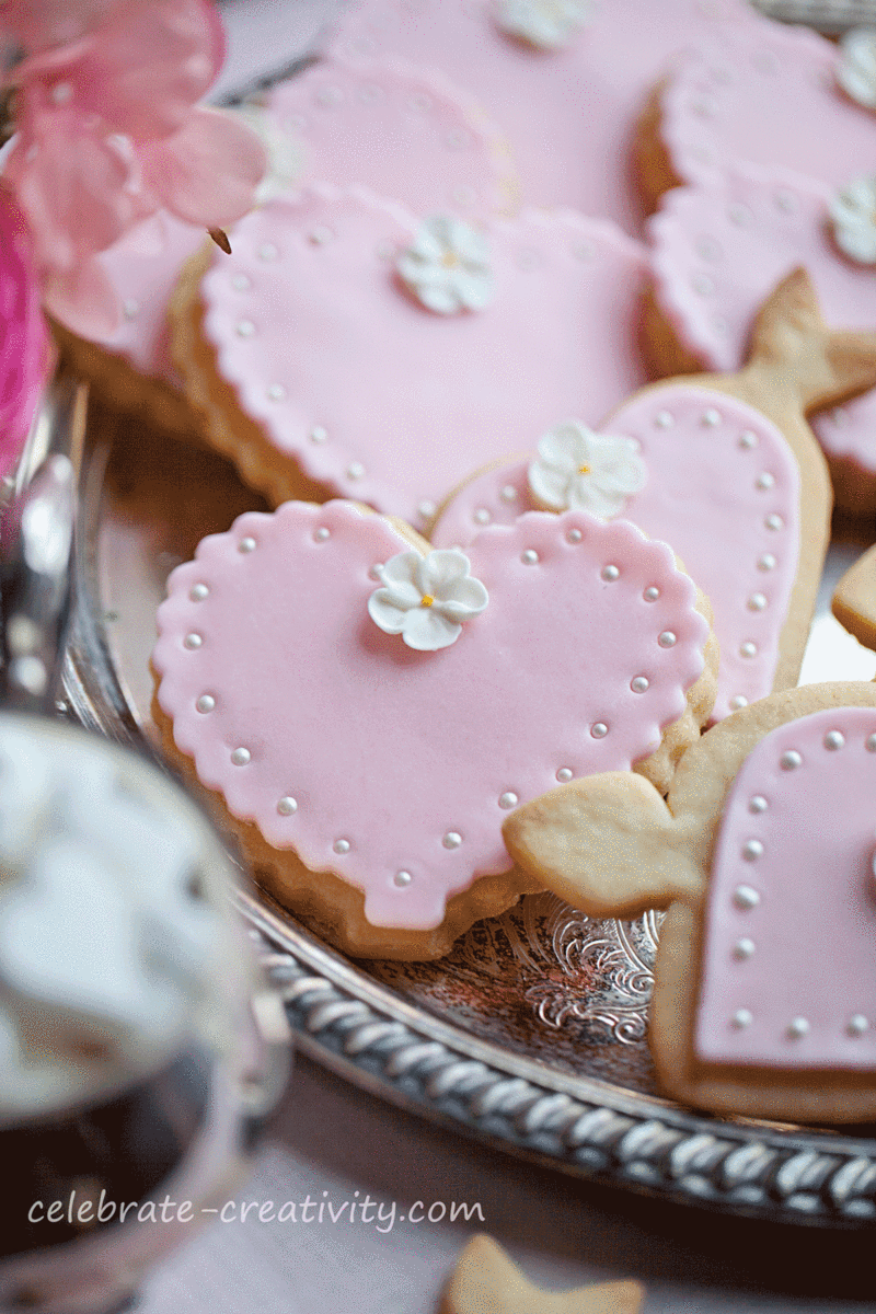 Pearl-encrusted-cookies