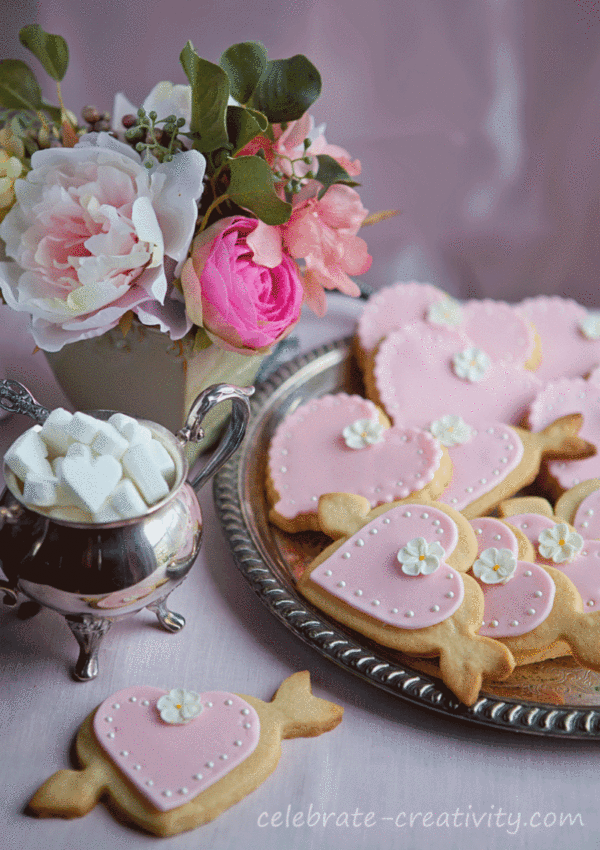 Pearl-Encrusted Sweetheart Cookies