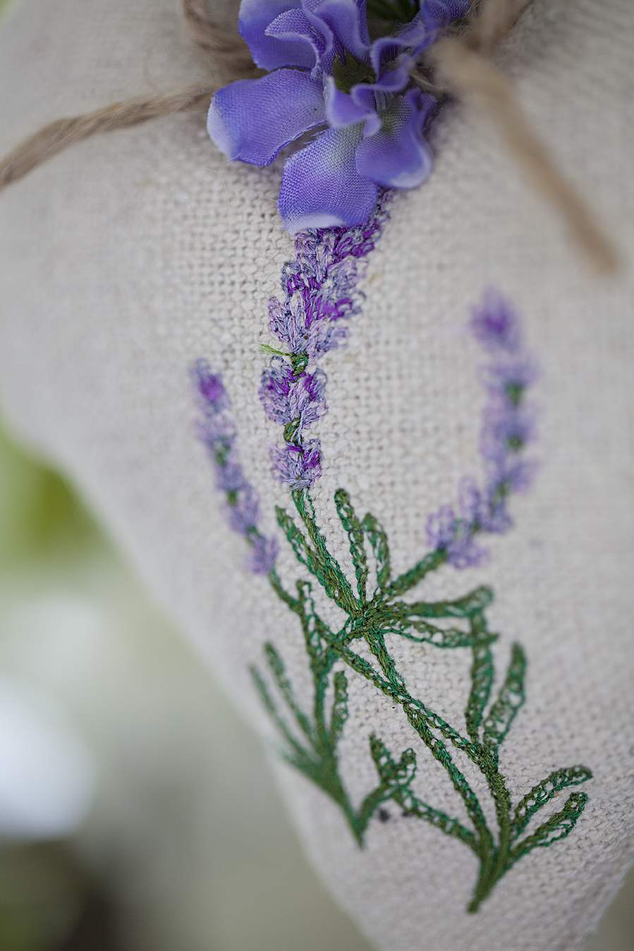 diy hand embroidered lavender bags