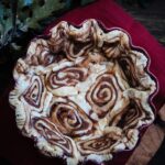 cinnamon bun pie crust