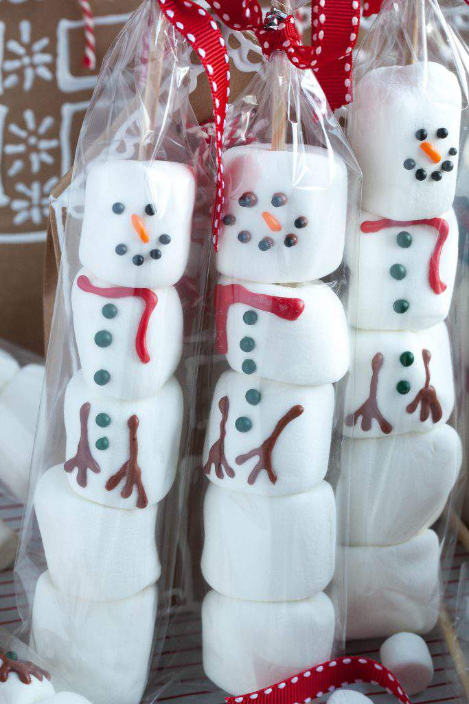 marshmallow snowman stirrers from the Williams-Sonoma catalog