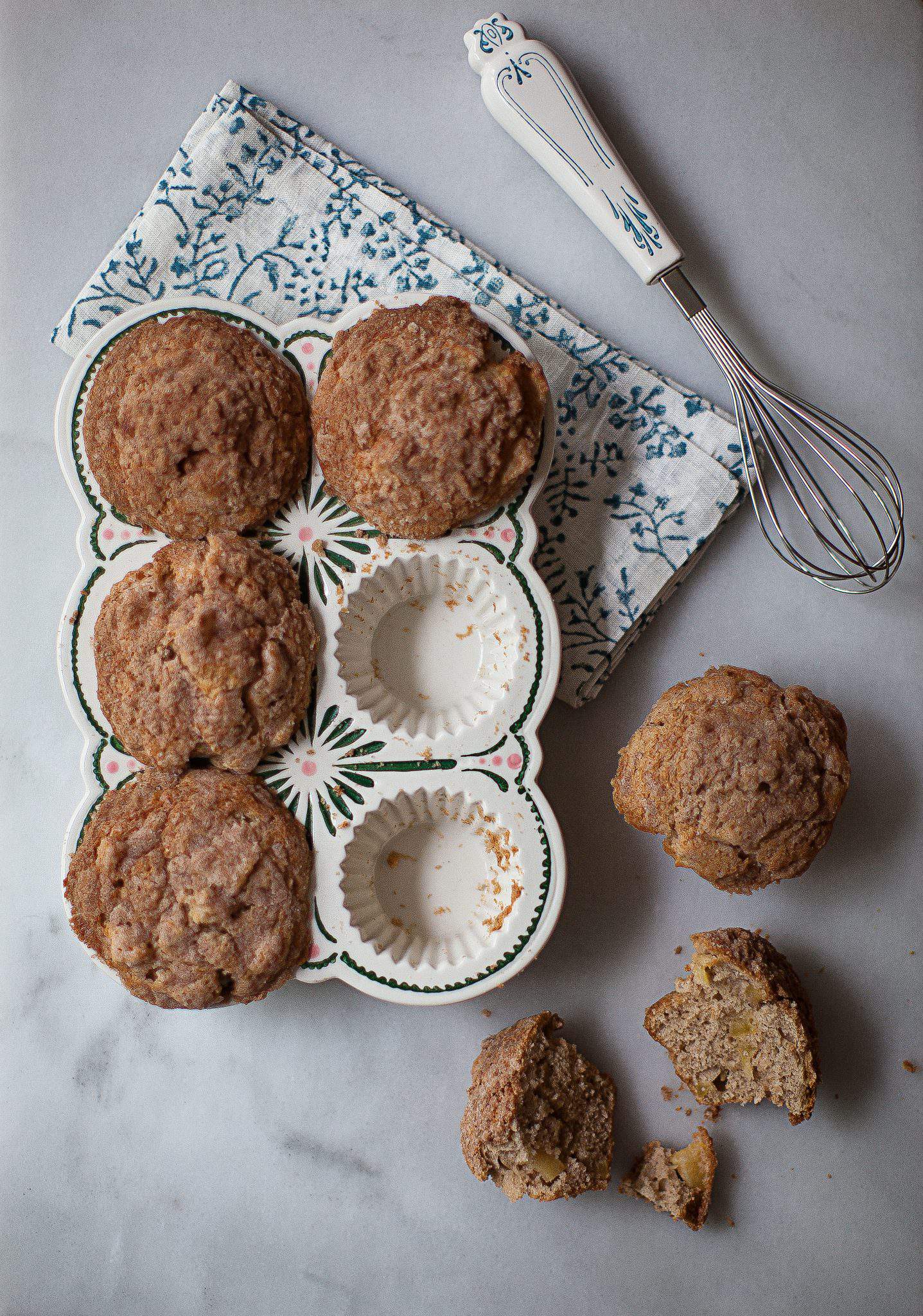 apple muffins