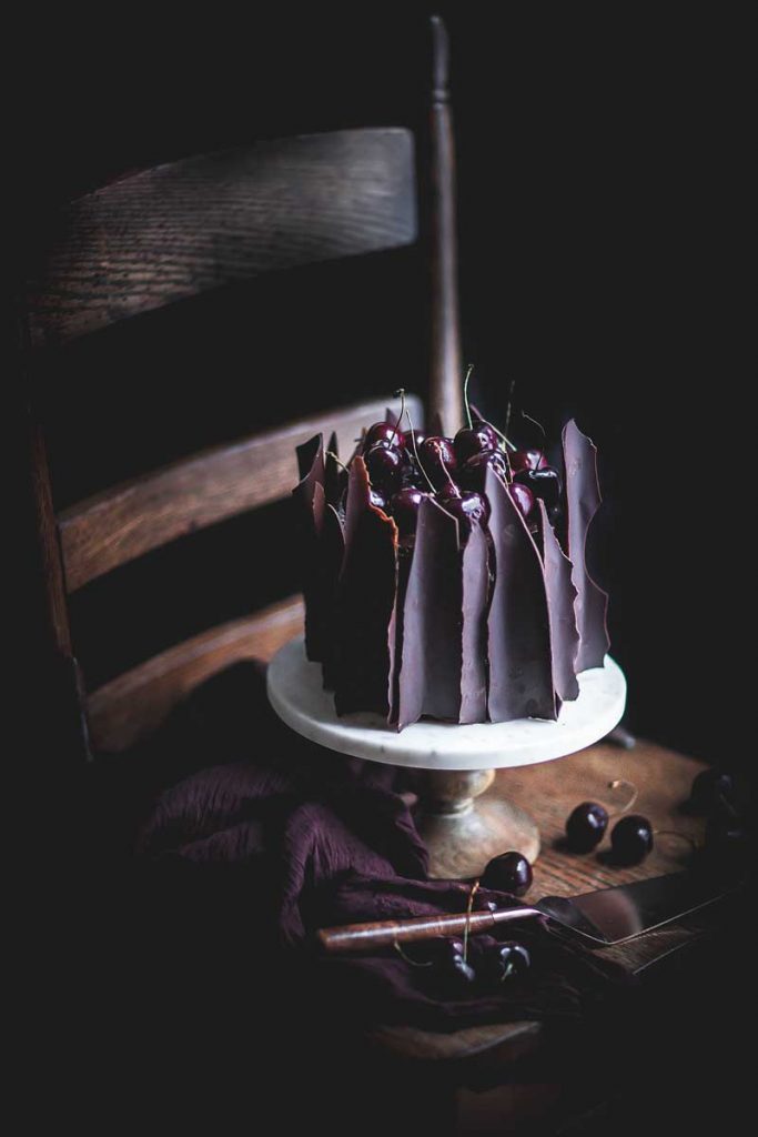 Chocolate shard deals cake